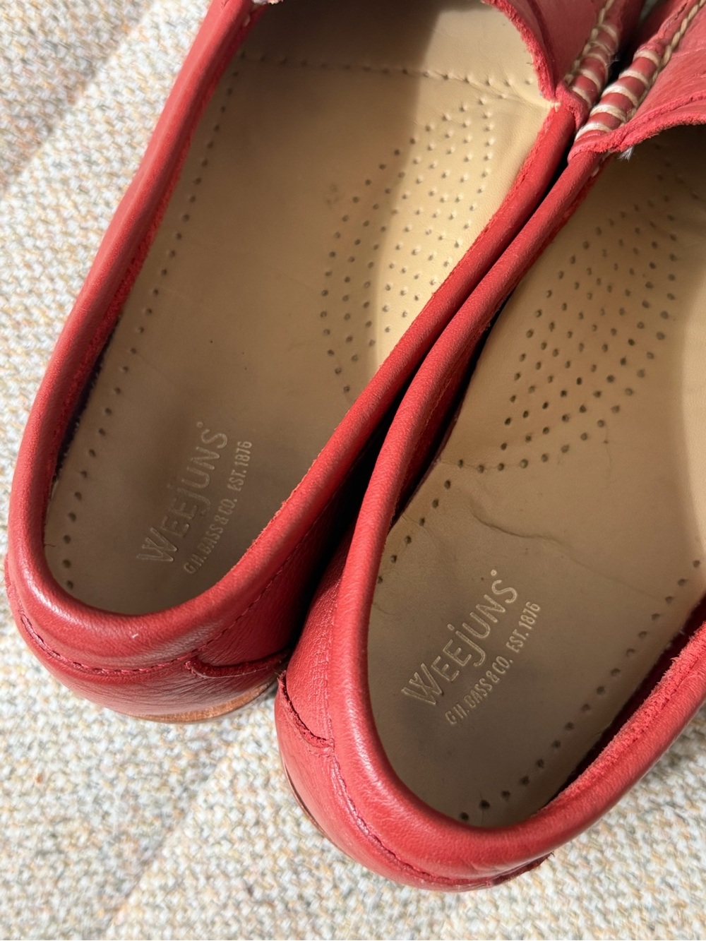 GH BASS - Red Weejuns soft Penny Loafers, sz 8.5 - Picture 7 of 10
